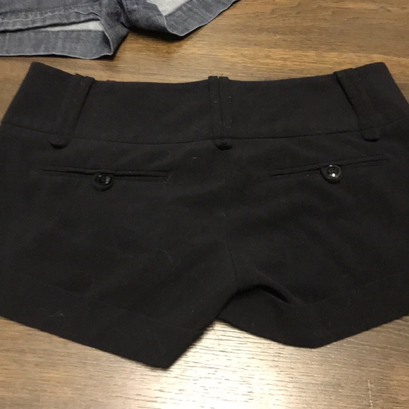 Charlotte Russe black shorts size 3 - Picture 3 of 3